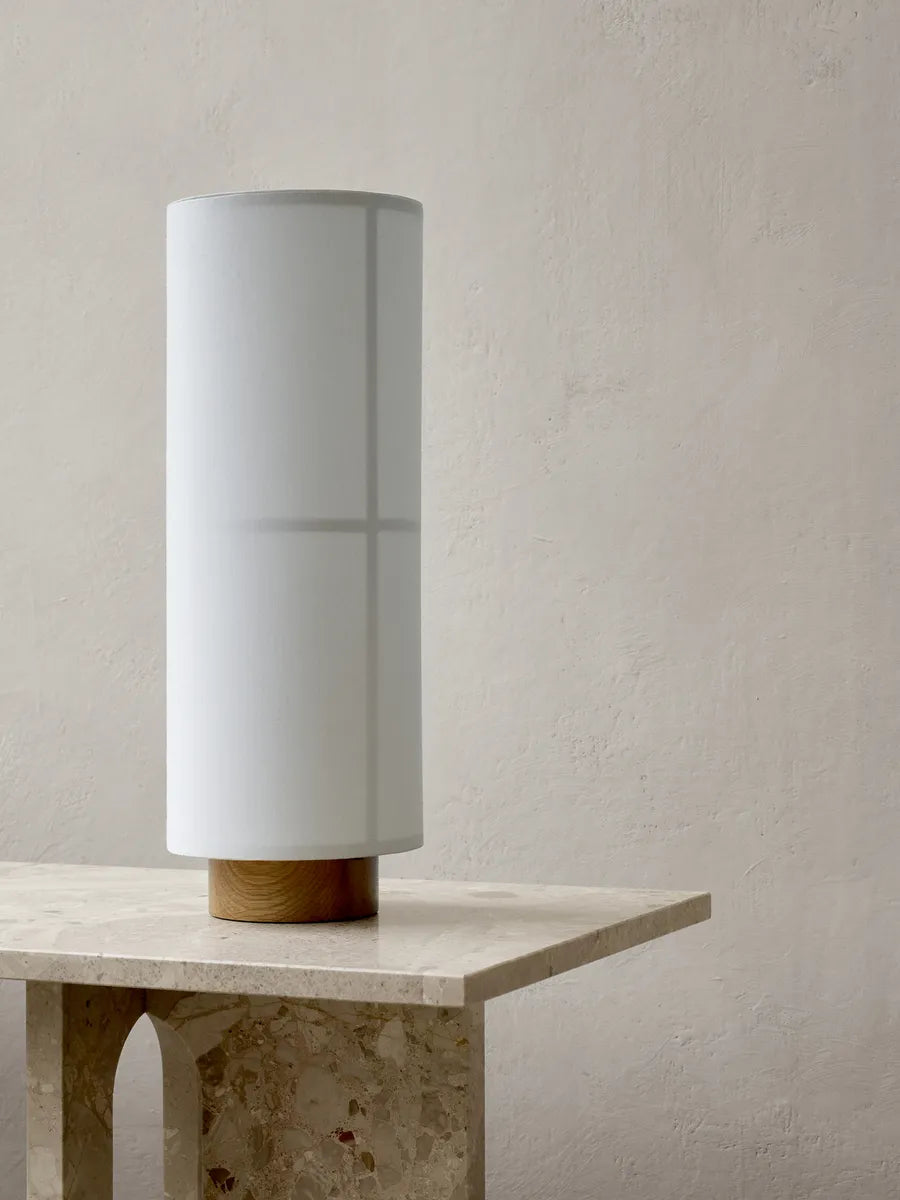 Hashira Table Lamp White fra Audo Copenhagen