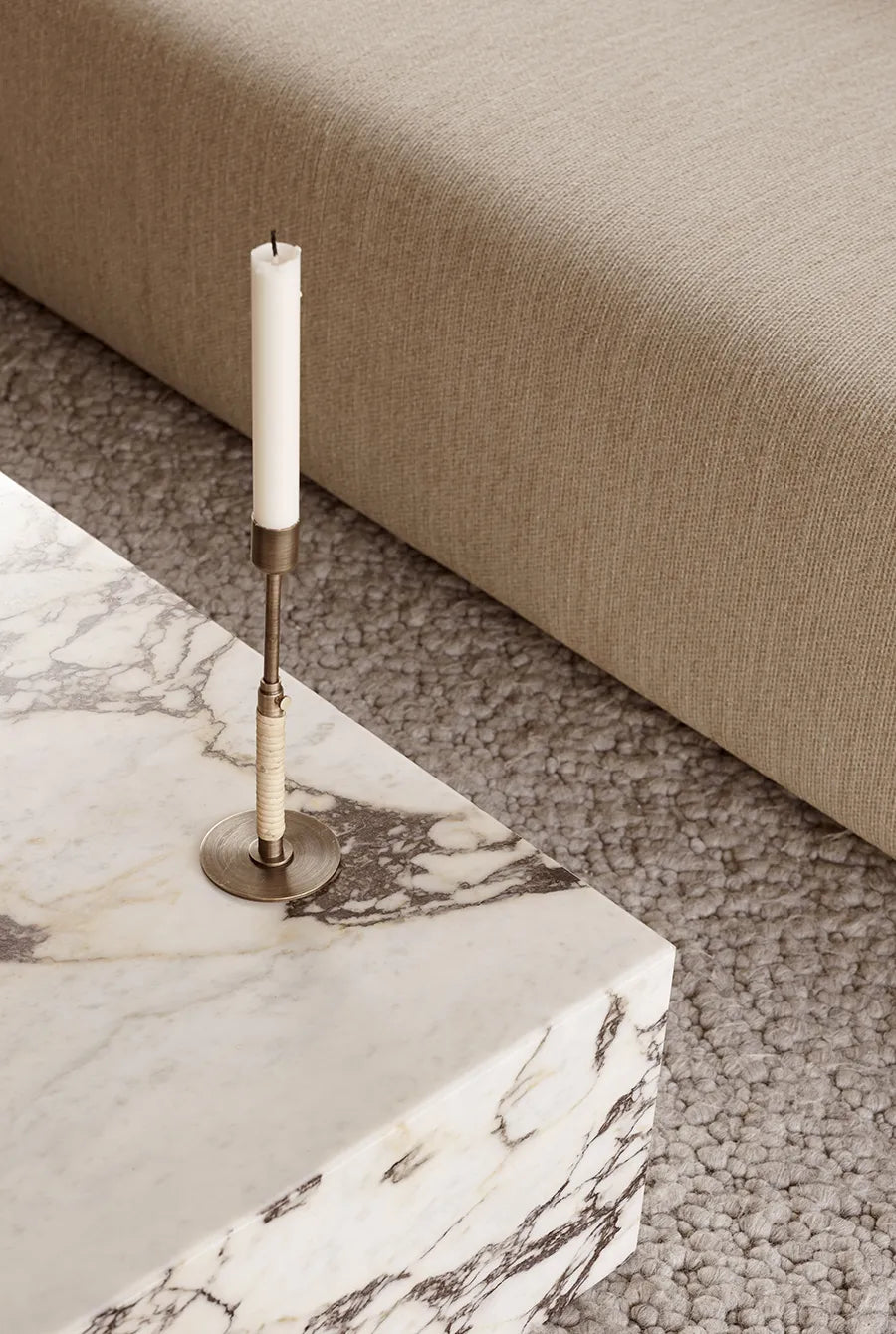 Plinth Low Rose Calacatta Viola marmor fra Audo Copenhagen