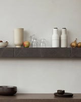 Plinth Shelf Grey Kendzo marmor fra Audo Copenhagen - 5 - Jacobsen Plus