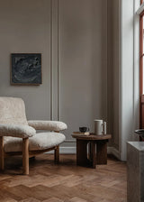 Brasilia Lounge Chair, Natural Oak Sheepskin Nature fra Audo Copenhagen - 2 - Jacobsen Plus