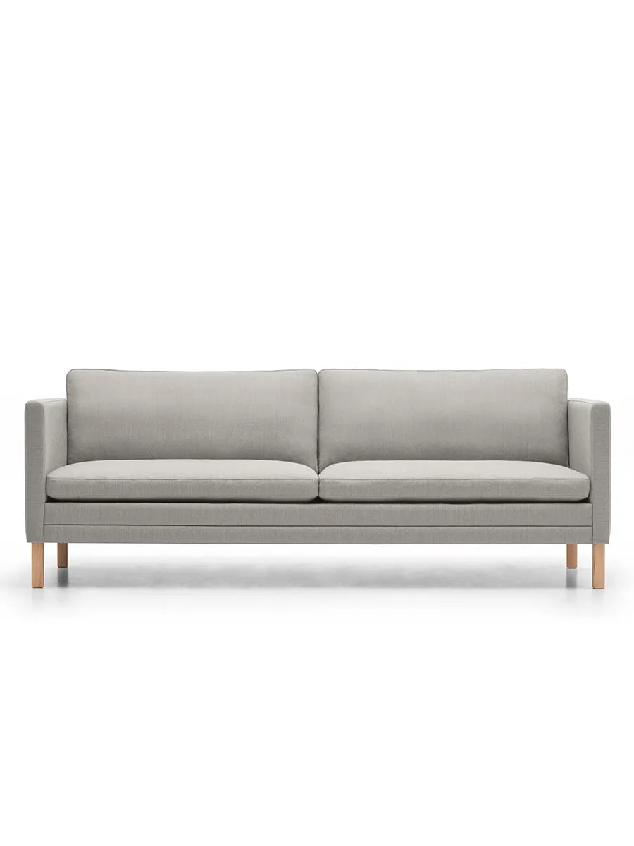 MH2614/MH2615 sofa, mood fra Mogens Hansen - Eg / 2 pers. sofa / Mood 1101 - Jacobsen Plus