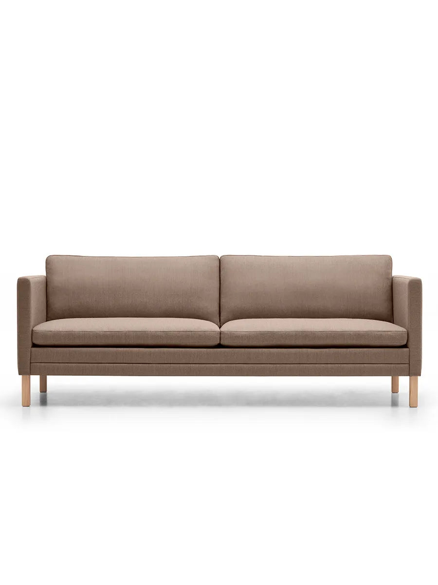 MH2614/MH2615 sofa, mood fra Mogens Hansen - Eg / 2 pers. sofa / Mood 1103 - Jacobsen Plus