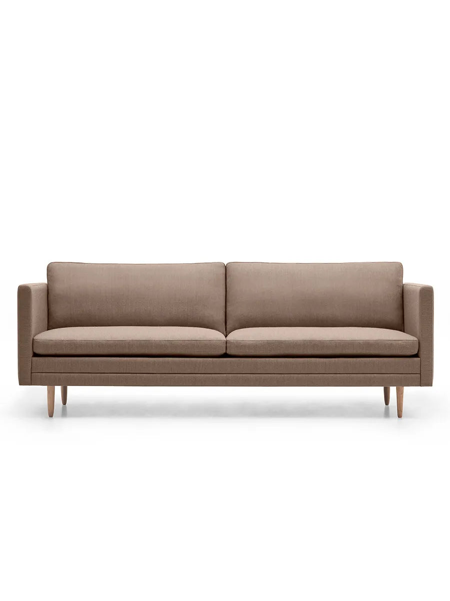MH2614/MH2615 sofa, mood fra Mogens Hansen - Coneslim eg / 2 pers. sofa / Mood 1103 - Jacobsen Plus