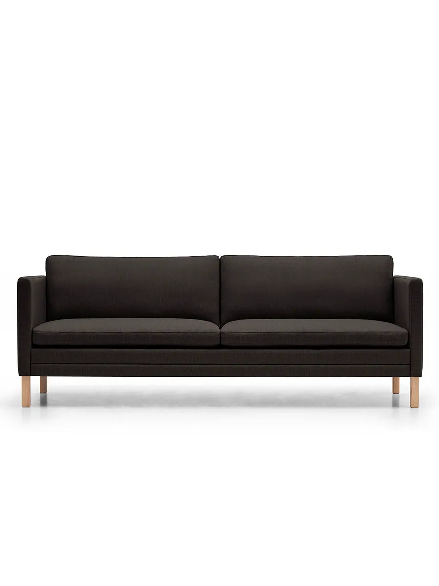 MH2614/MH2615 sofa, mood fra Mogens Hansen - Eg / 2 pers. sofa / Mood 2102 - Jacobsen Plus