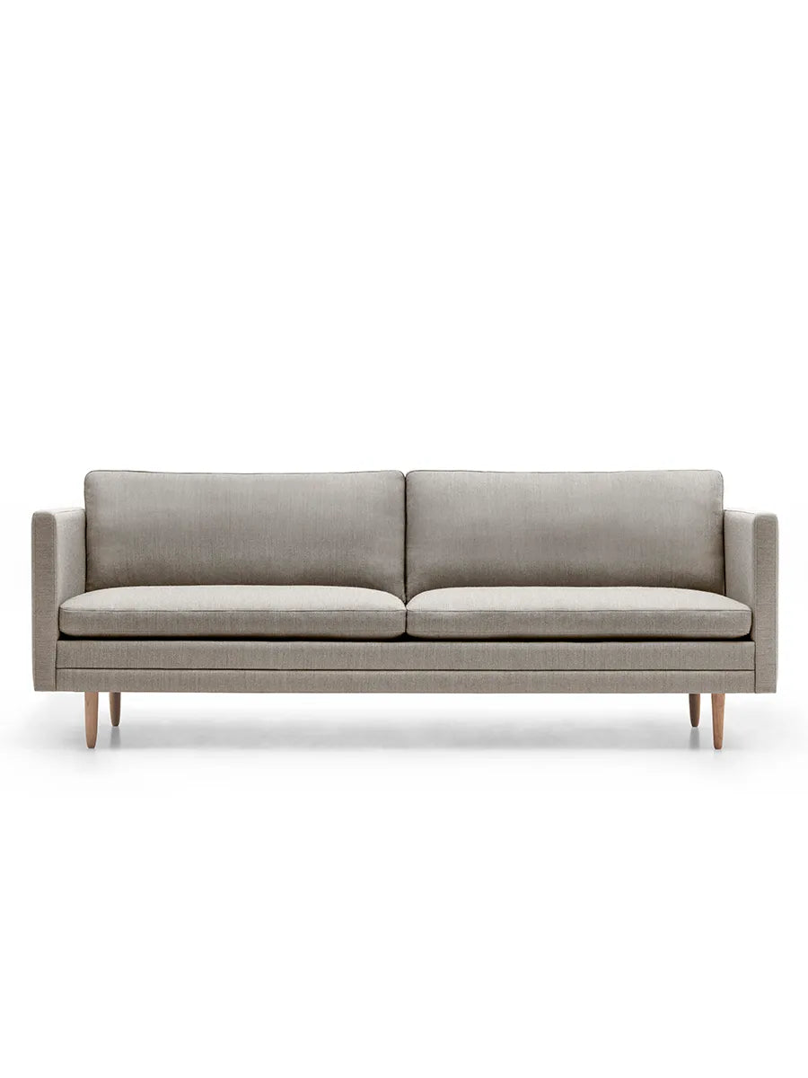 MH2614/MH2615 sofa, mood fra Mogens Hansen - Coneslim eg / 2 pers. sofa / Mood 3101 - Jacobsen Plus