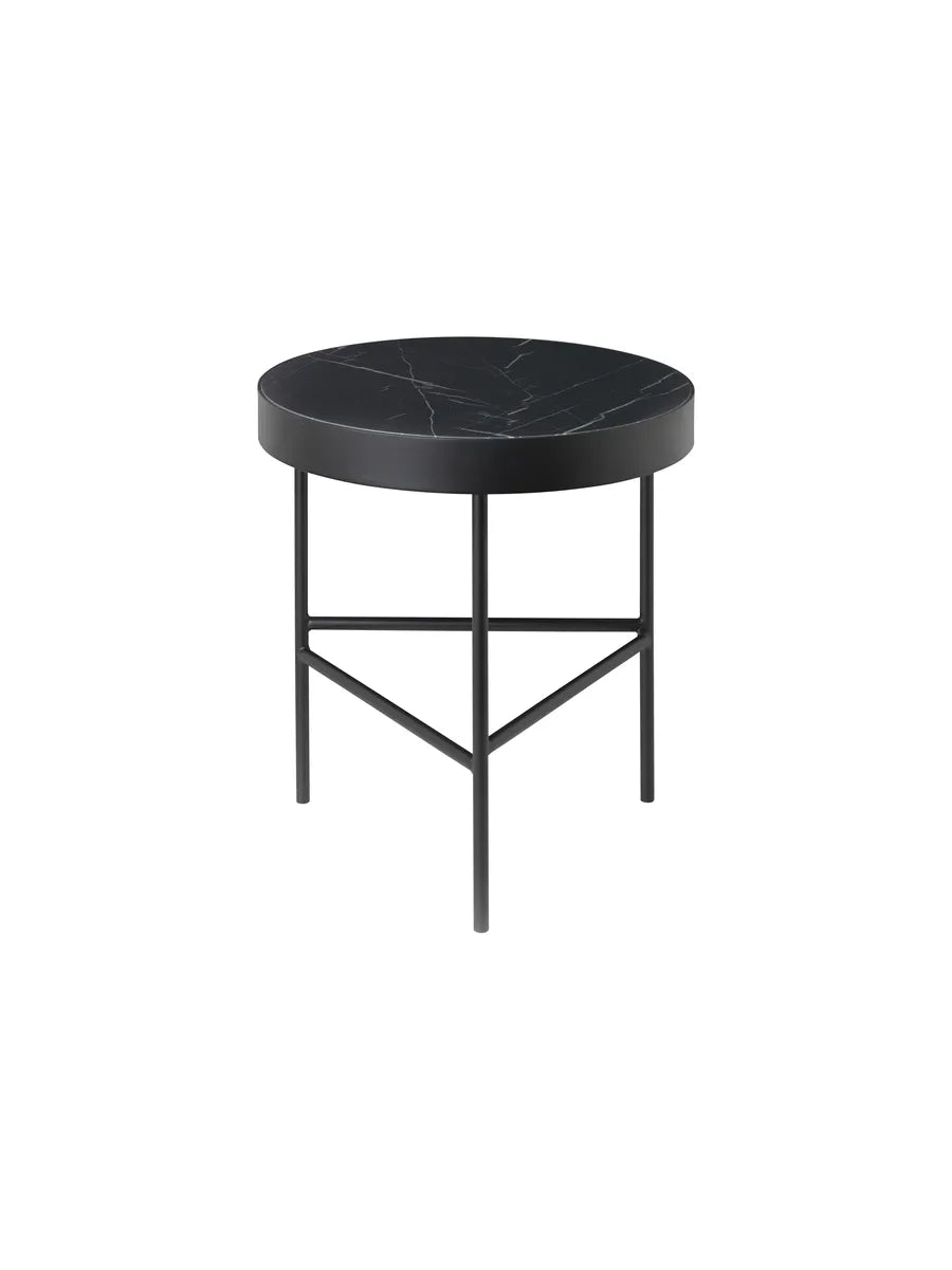 Marble table - medium fra Ferm Living - Sort - Jacobsen Plus