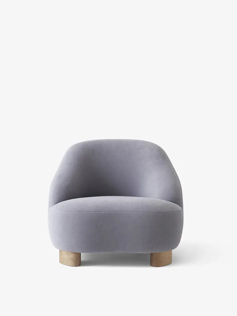 Margas LC1 loungestol fra &Tradition - Gentle 133 / Eg olieret - Jacobsen Plus