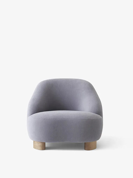 Margas LC1 loungestol fra &Tradition - Gentle 133 / Eg olieret - Jacobsen Plus