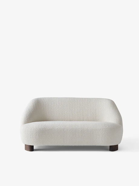 Margas LC3 sofa fra &Tradition - Karakorum 001 / Valnød olieret - Jacobsen Plus