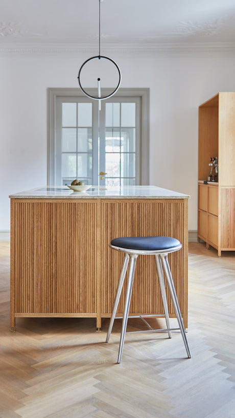 High Stool, aluminium, sort Ultra læder, 69 cm lav barstol fra Mater - 4 - Jacobsen Plus