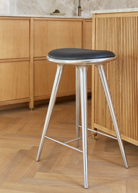 Lav barstol i aluminium fra Mater - 2 - Jacobsen Plus