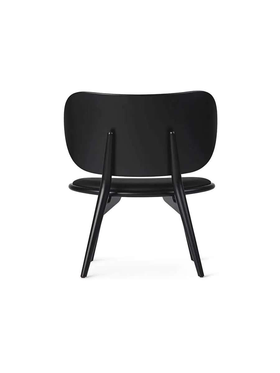 The Lounge Chair, sort bøg med sort læder fra Mater