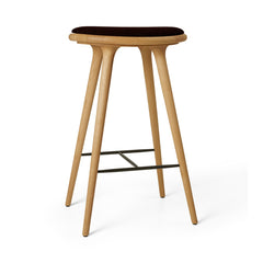 High Stool, olieret eg, Kvadrat Baru 0390, 74 cm høj barstol fra Mater