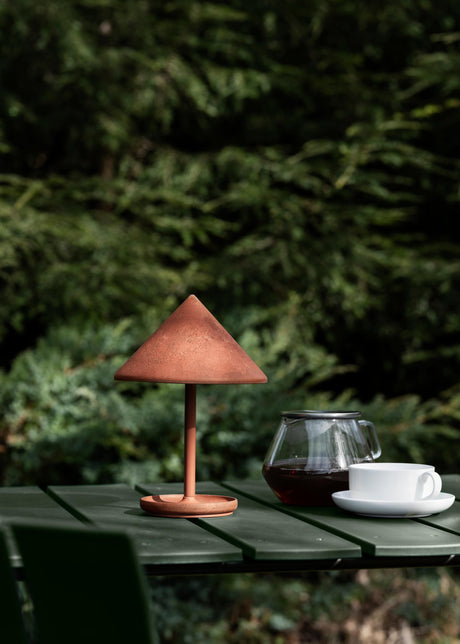 Terra portable bordlampe fra Mater - 1 - Jacobsen Plus