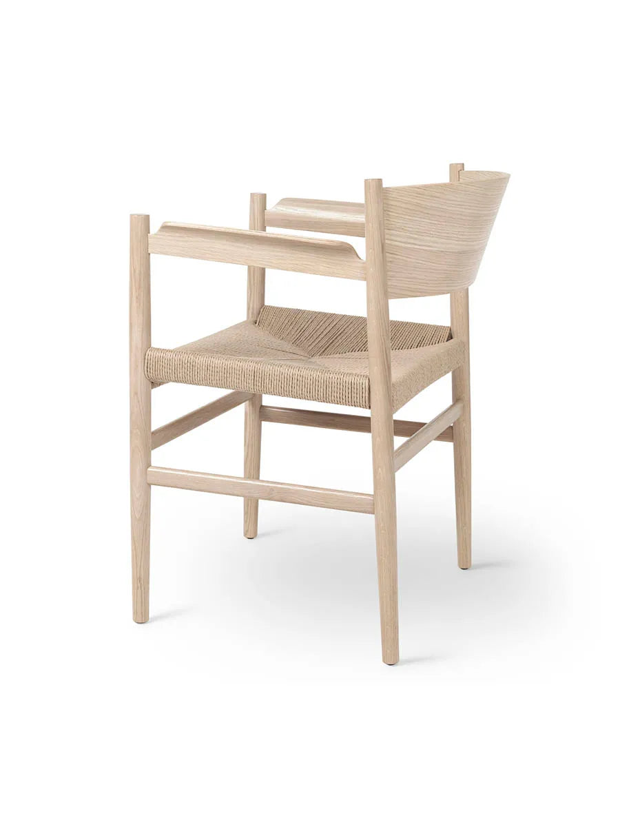 Nestor armstol, mat lakeret eg fra Mater