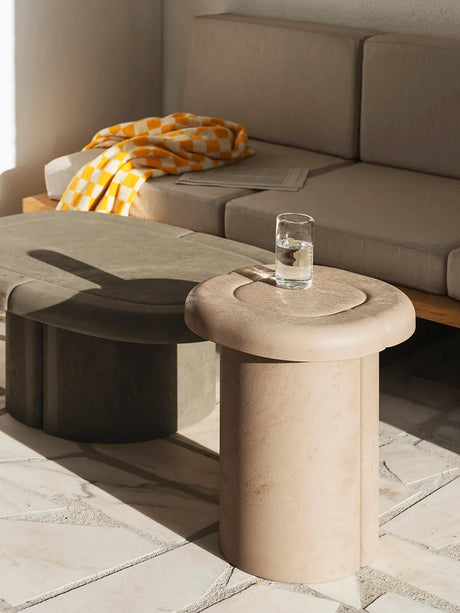 Alder Lounge Table, oval fra Mater - Sand - Jacobsen Plus