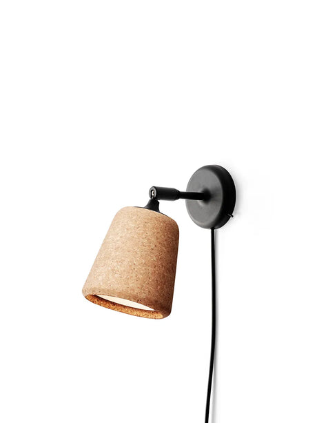 Material væglampe fra New Works - Kork - Jacobsen Plus