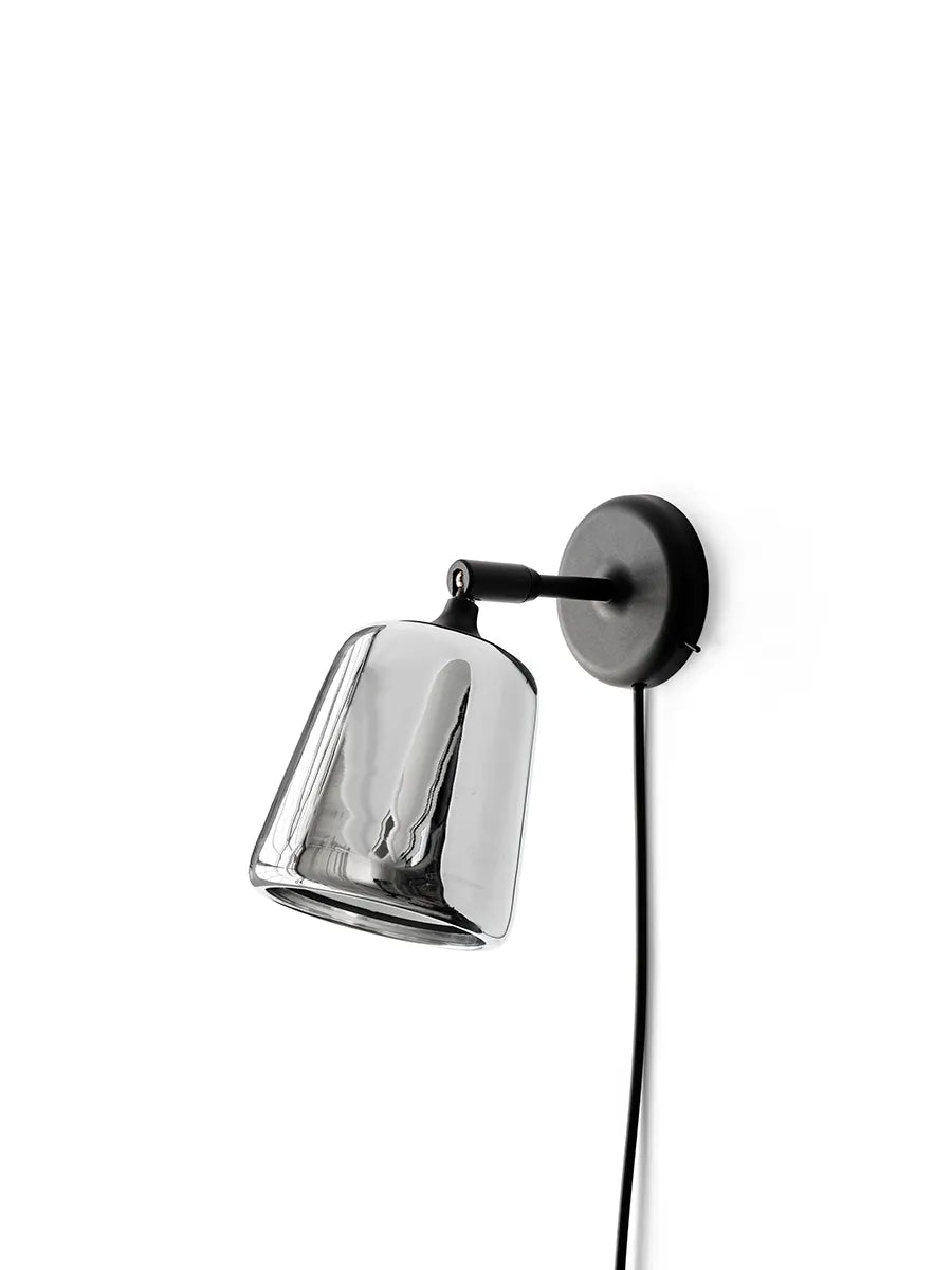 Material væglampe fra New Works