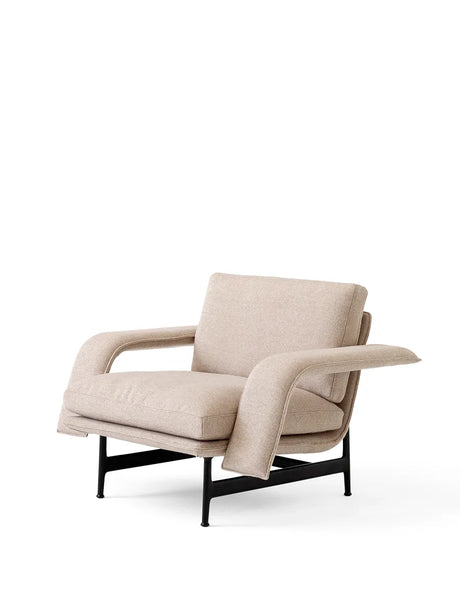Meantime AV29 Lounge Chair fra &Tradition - Hallingdal 0220 / Warm Black - Jacobsen Plus