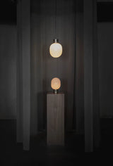 JWDA Metallic Bordlampe fra Audo Copenhagen - 2 - Jacobsen Plus