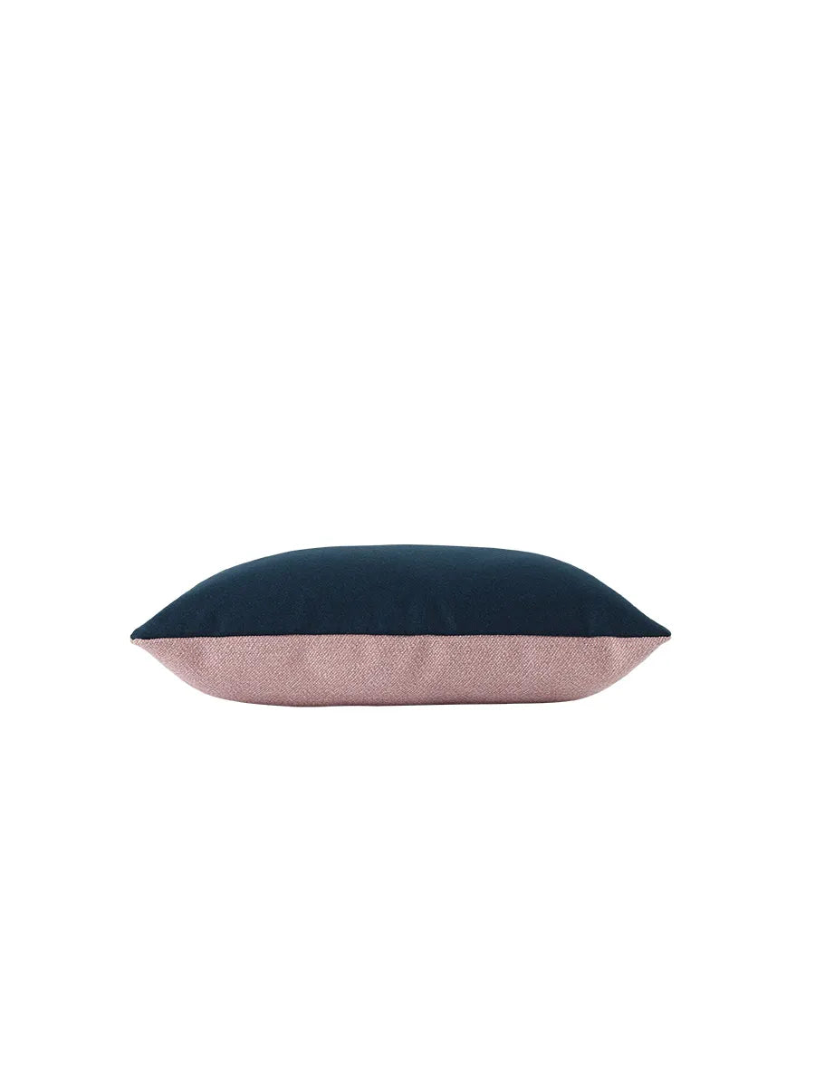 Mingle Cushion, 35 x 55 cm fra Muuto - 15 - Jacobsen Plus