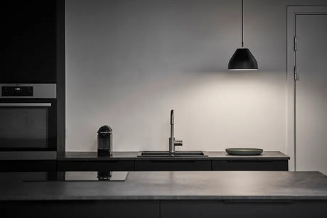 Facet 140 Pendel, sort fra Le Klint - 3 - Jacobsen Plus