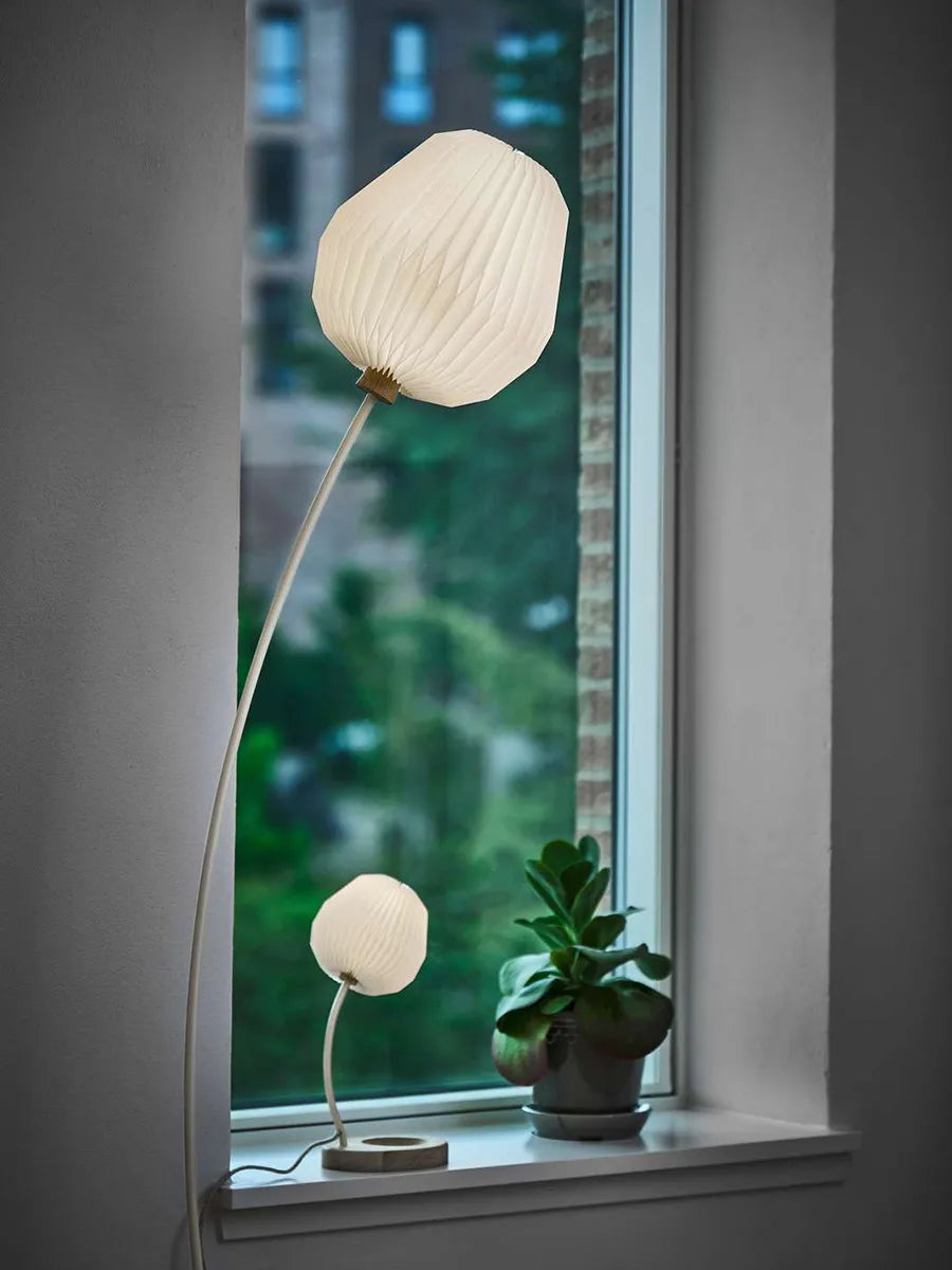 The Bouquet Bordlampe fra Le Klint