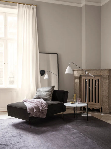 Bestlite BL4 Gulvlampe fra GUBI - Sort-krom - Jacobsen Plus