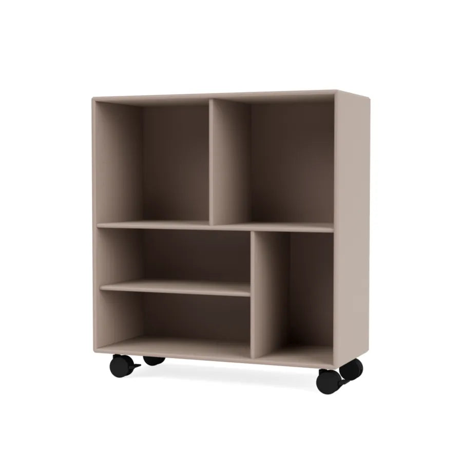 1619 reol inkl. hjul fra Montana