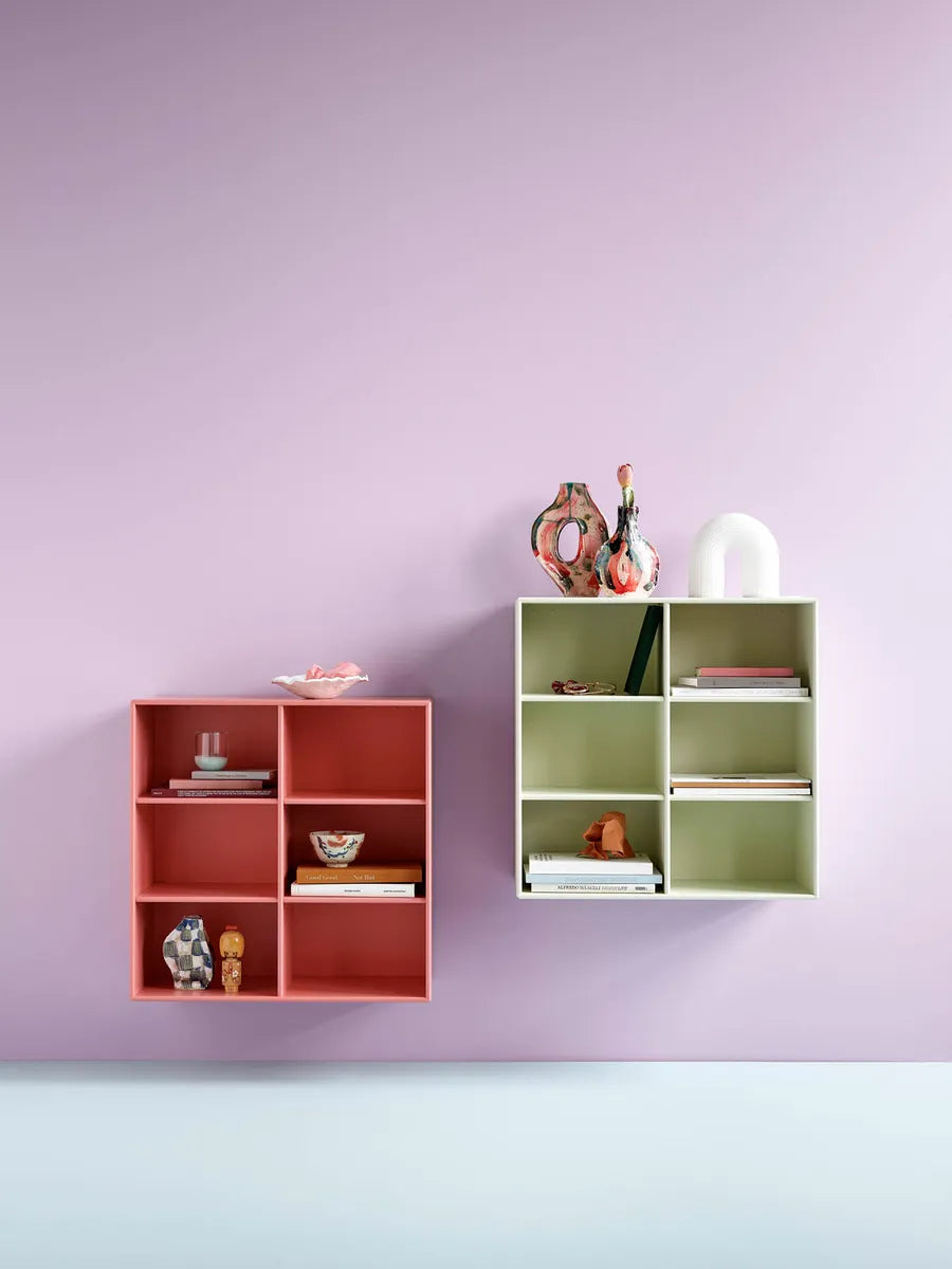 1113 reol inkl. sokkel fra Montana