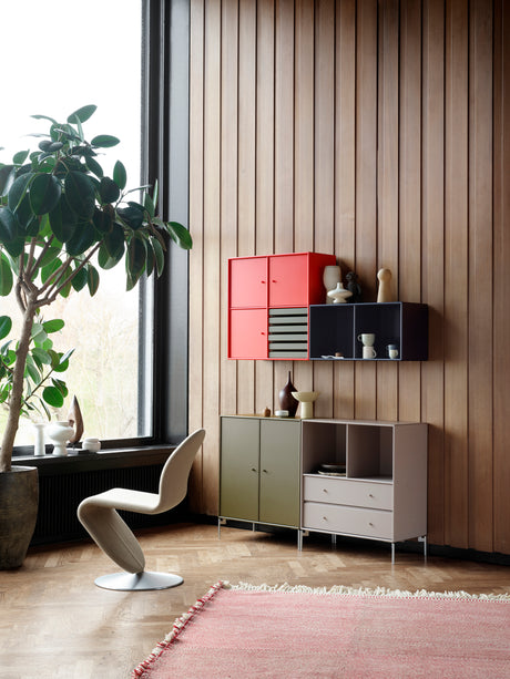 1118 reol i Truffle inkl. ophæng fra Montana - 2 - Jacobsen Plus