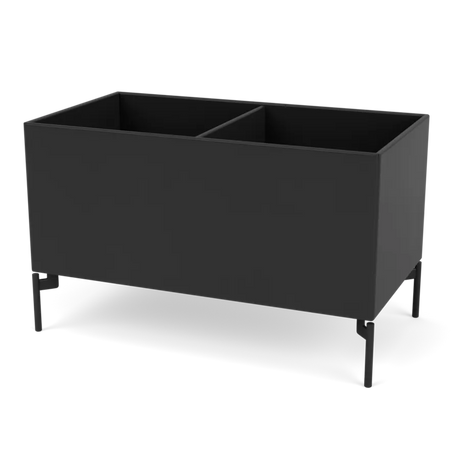Plantekasse B69,6 cm fra D38, inkl. ben Montana - Black / Black - Jacobsen Plus