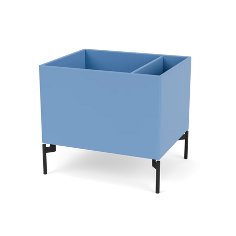 Plantekasse B46,8 cm D38, inkl. ben fra Montana - Azure / Black - Jacobsen Plus