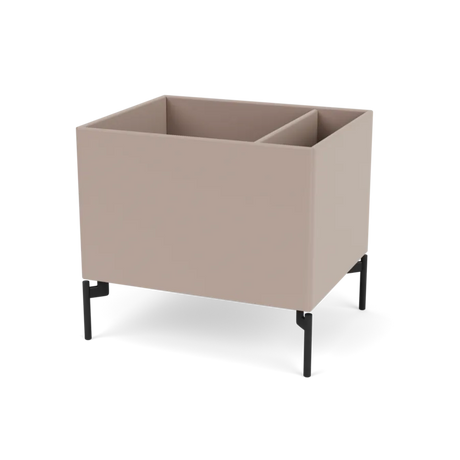 Plantekasse B46,8 cm D38, inkl. ben fra Montana - Mushroom / Black - Jacobsen Plus