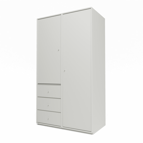 Attire III garderobe, inkl. sokkel 3 cm fra Montana - Nordic - Jacobsen Plus