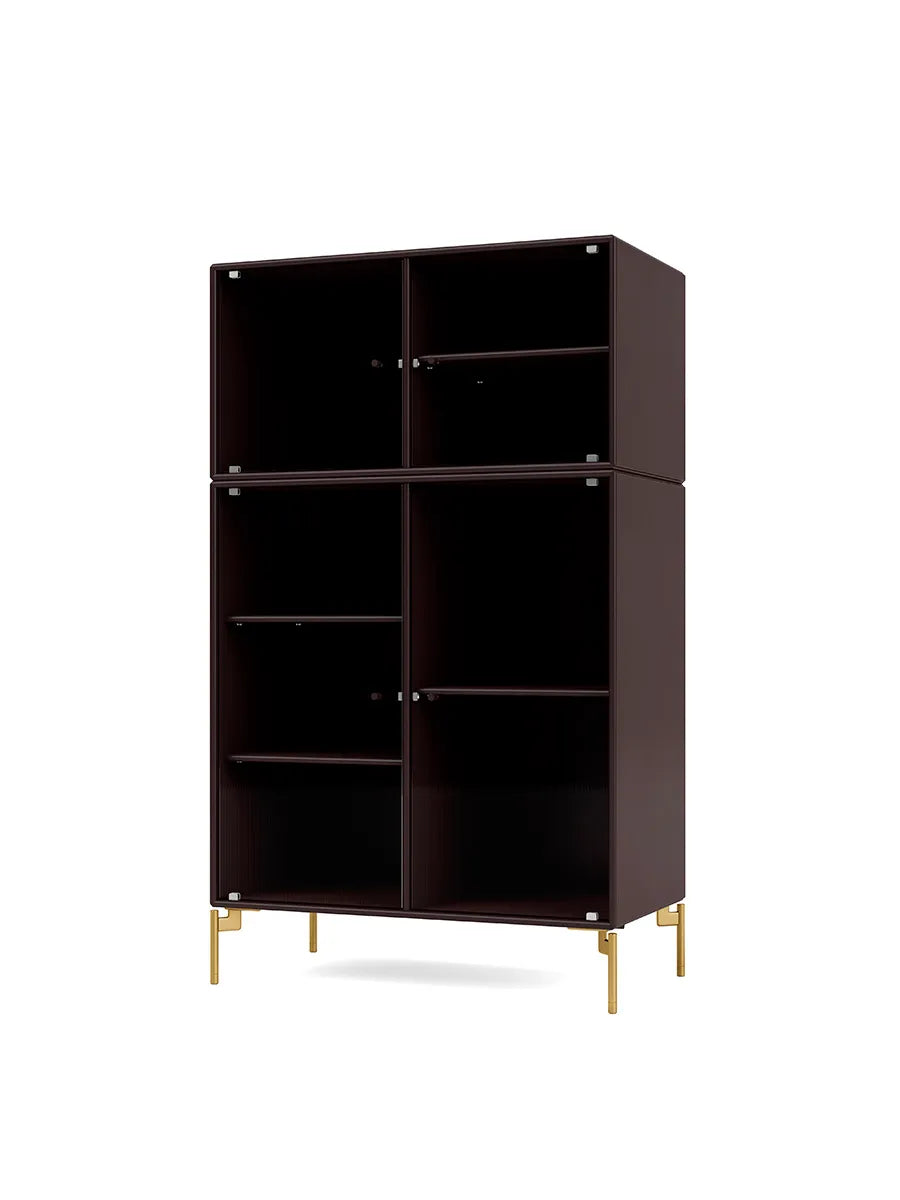 Ripple III Vitrineskab, inkl. ben fra Montana