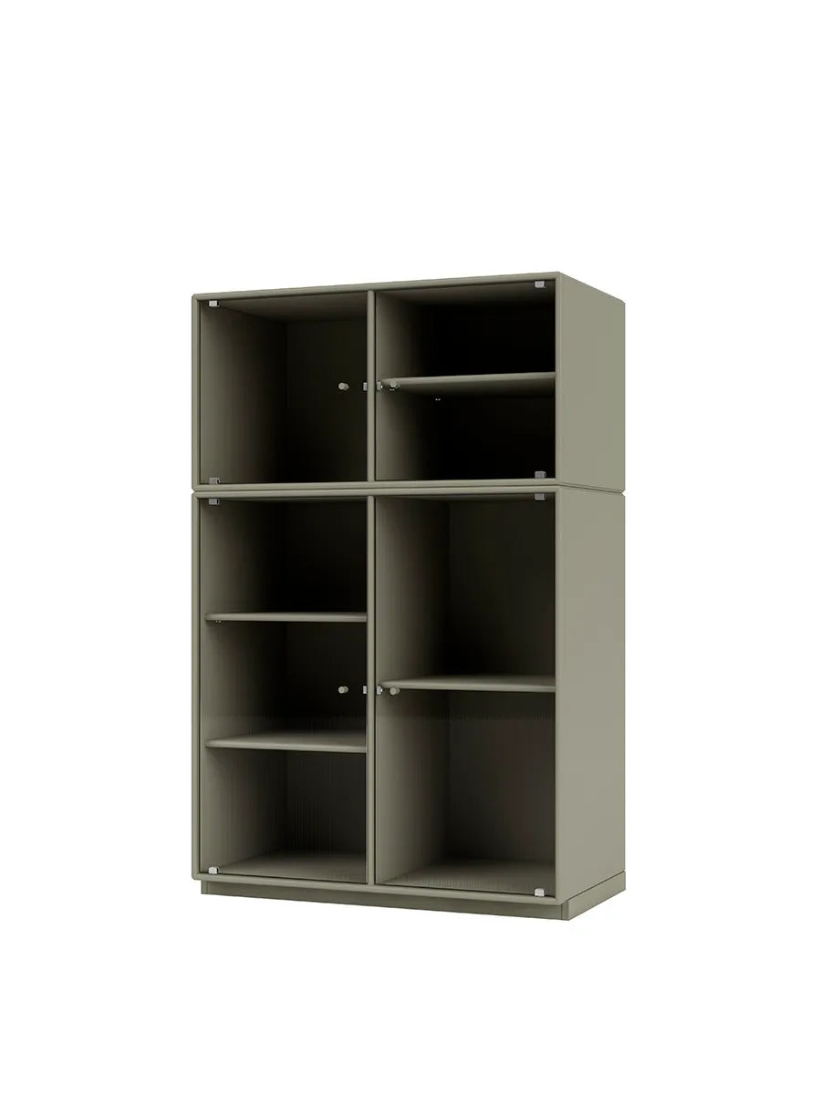 Ripple III Vitrineskab, inkl. sokkel fra Montana