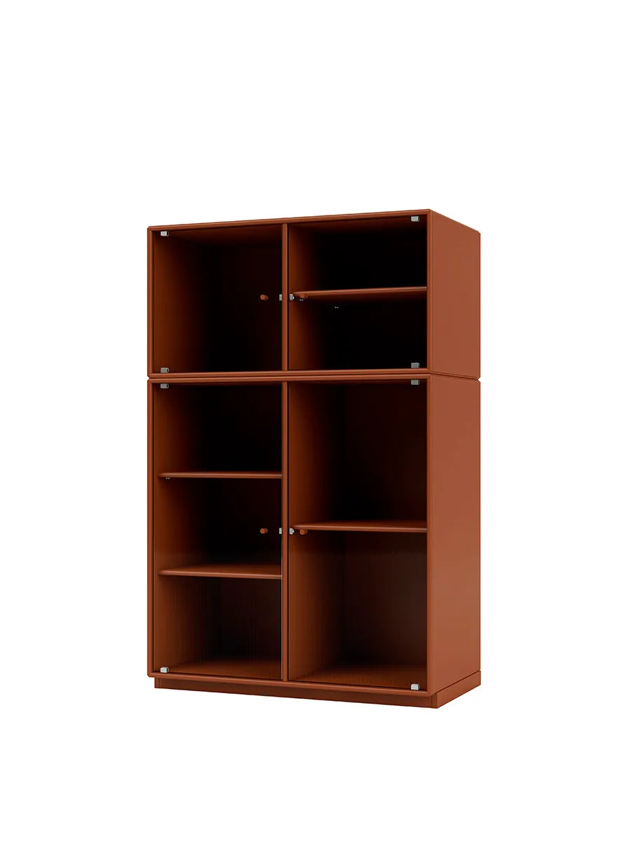 Ripple III Vitrineskab, inkl. sokkel fra Montana