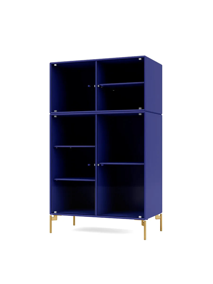 Ripple III Vitrineskab, inkl. ben fra Montana