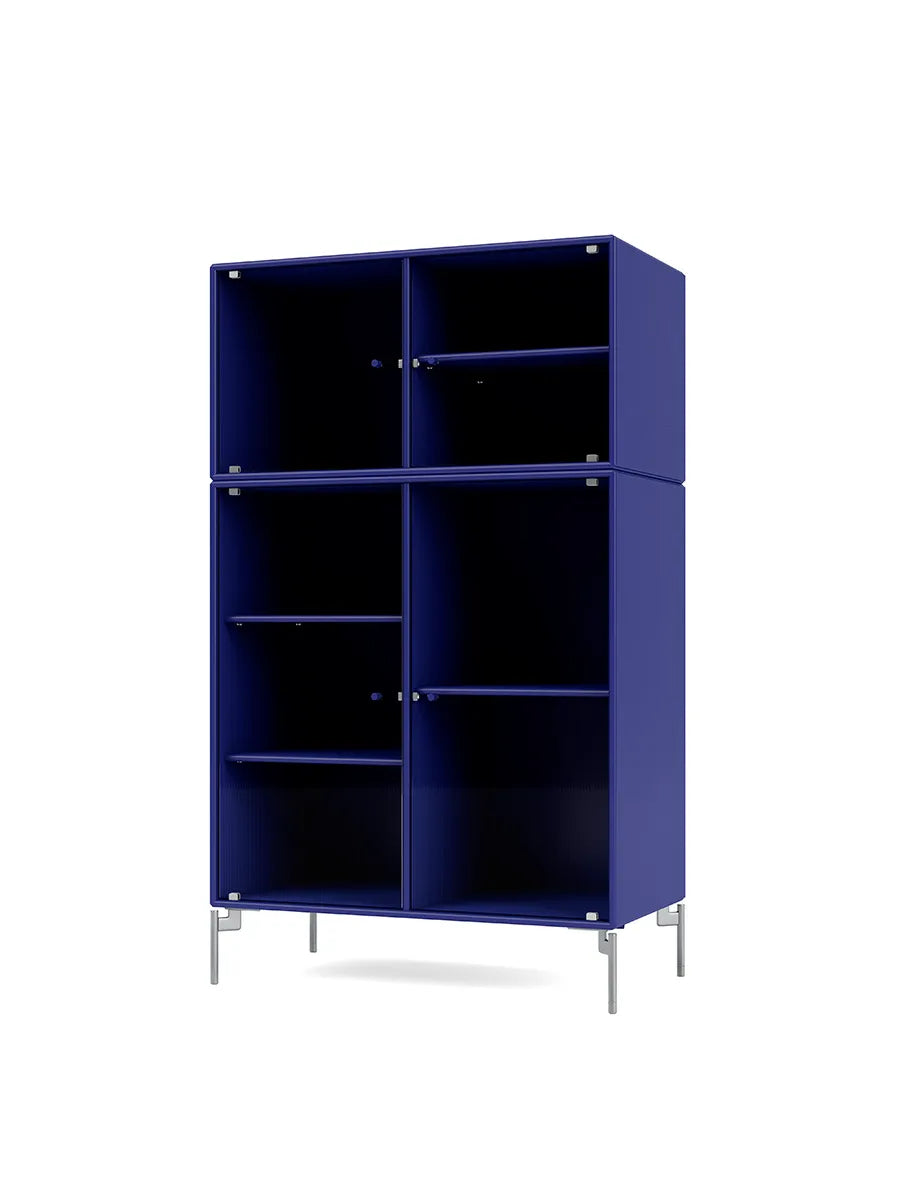 Ripple III Vitrineskab, inkl. ben fra Montana