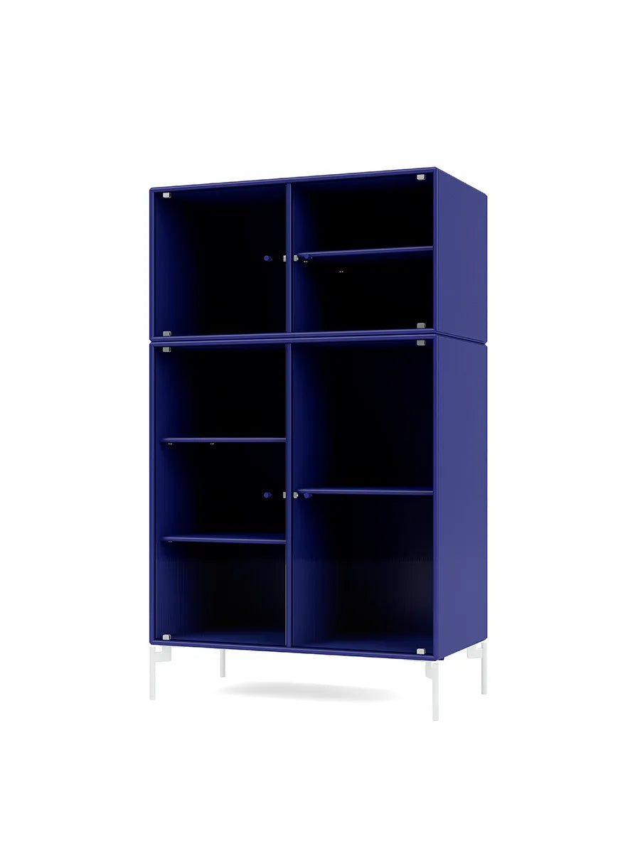 Ripple III Vitrineskab, inkl. ben fra Montana