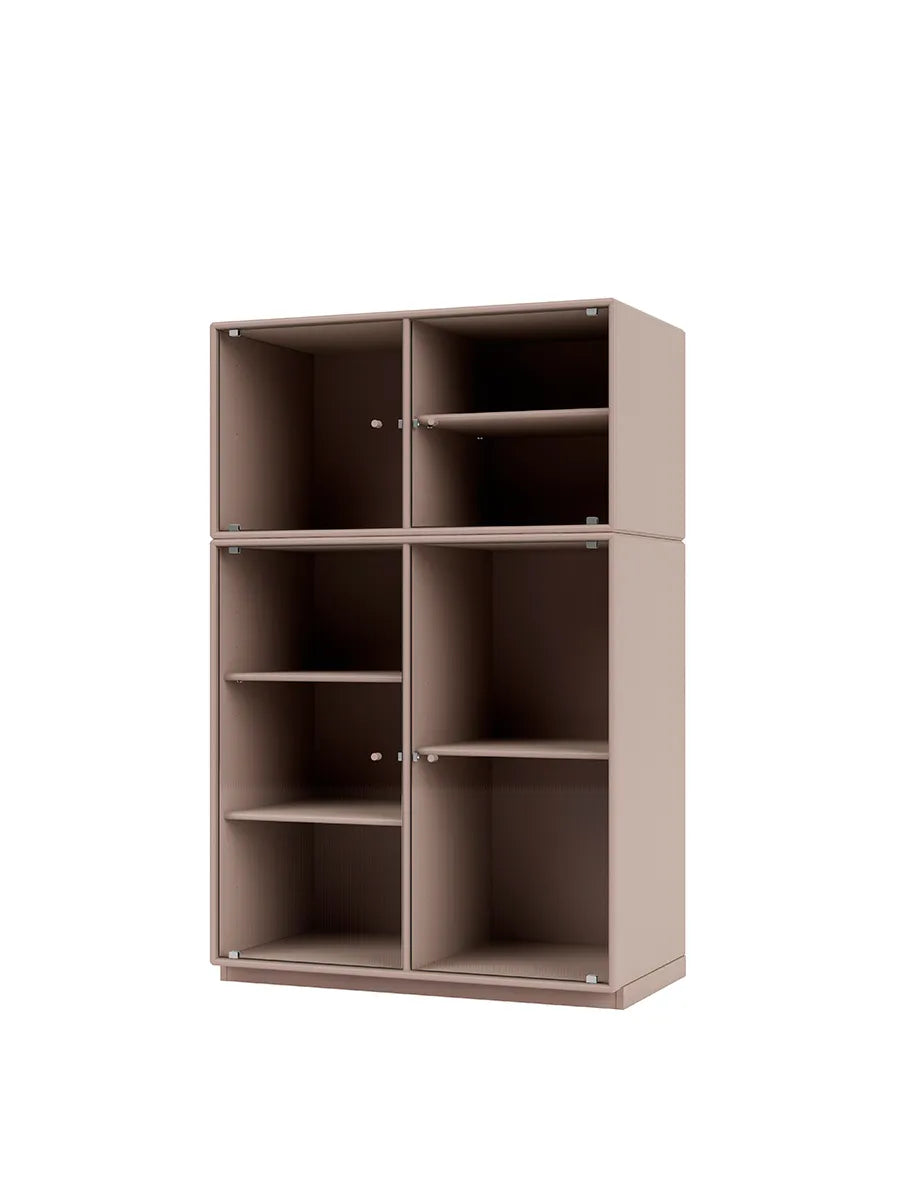 Ripple III Vitrineskab, inkl. sokkel fra Montana