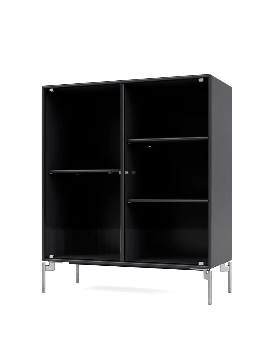 Ripple II Vitrineskab, inkl. ben fra Montana