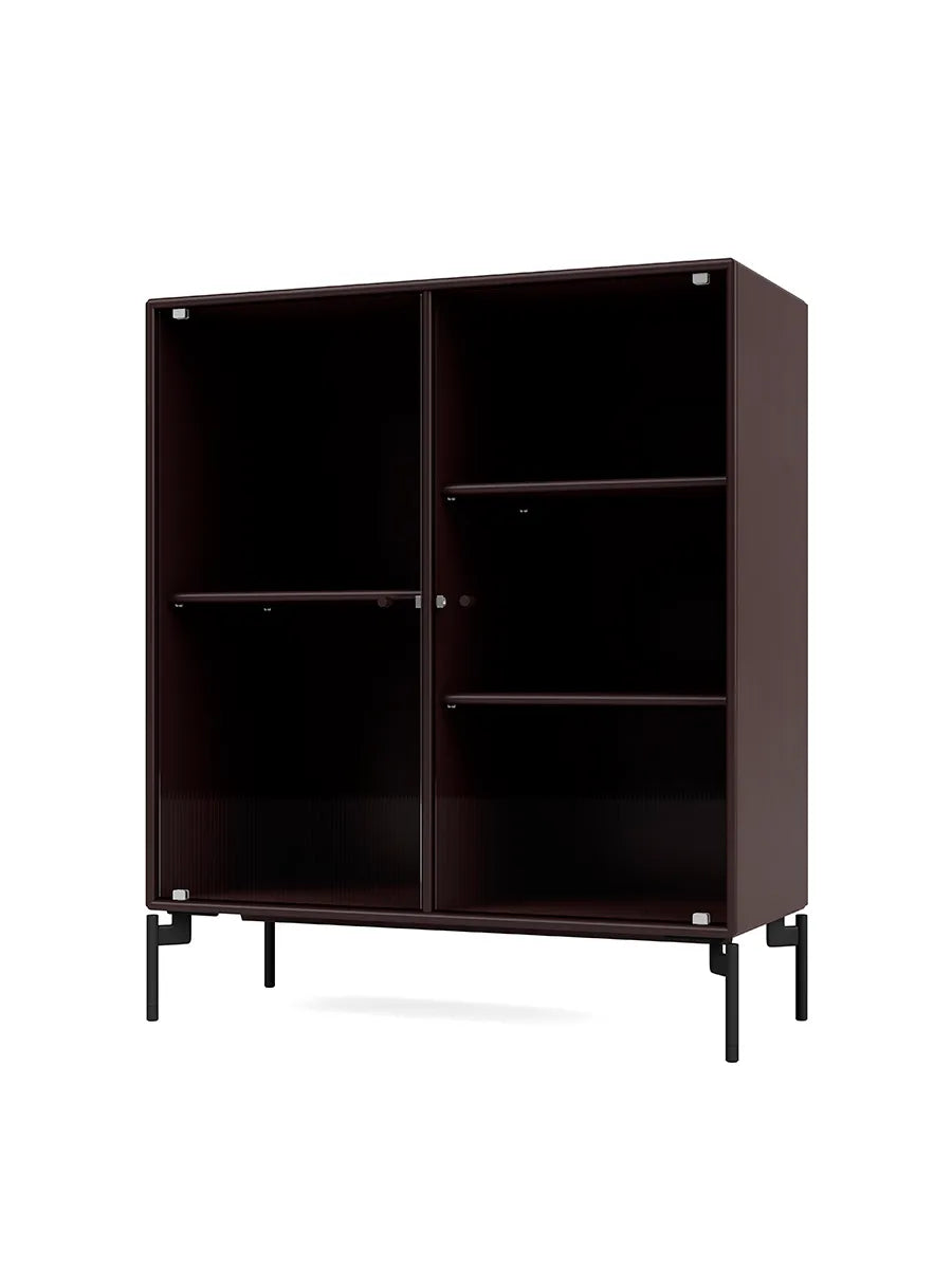 Ripple II Vitrineskab, inkl. ben fra Montana