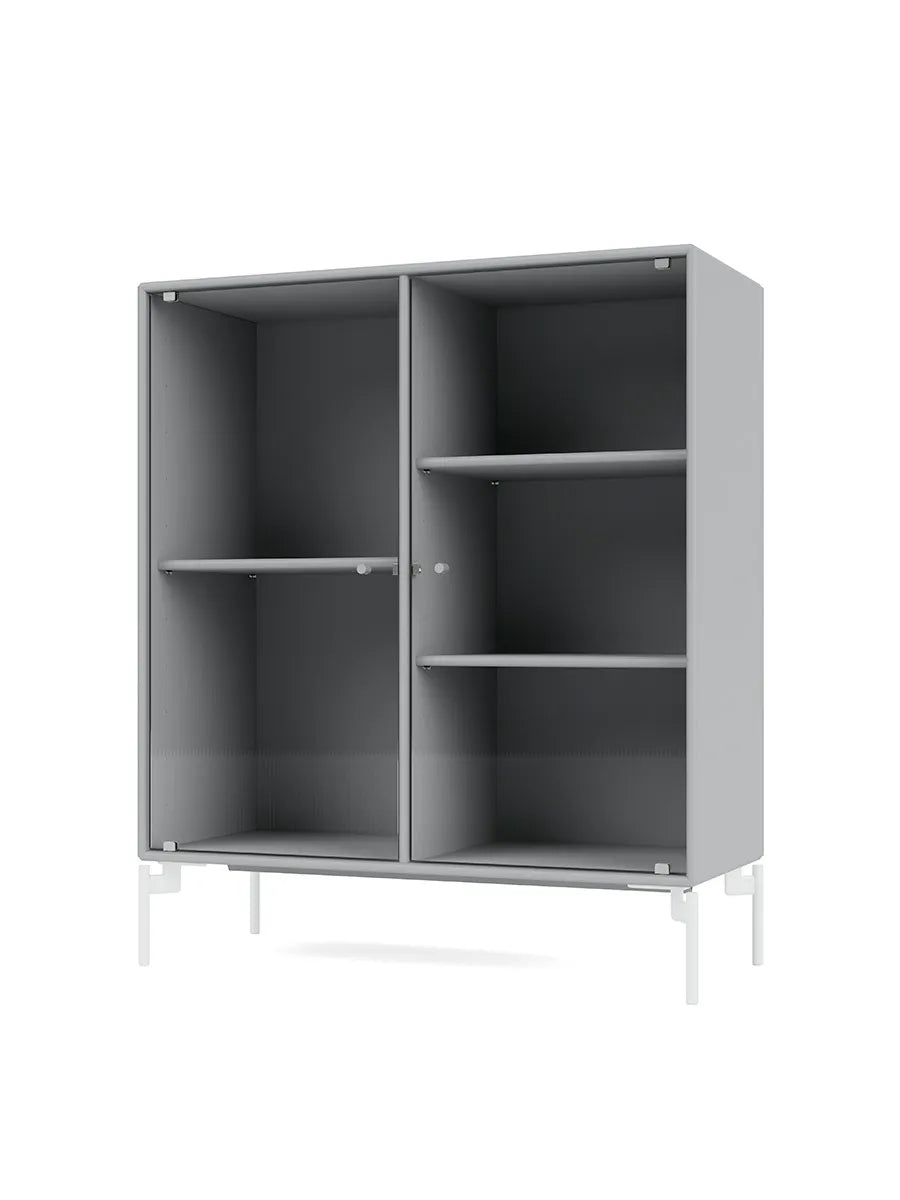 Ripple II Vitrineskab, inkl. ben fra Montana