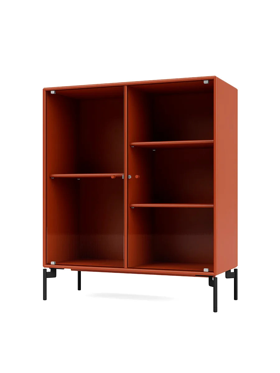 Ripple II Vitrineskab, inkl. ben fra Montana