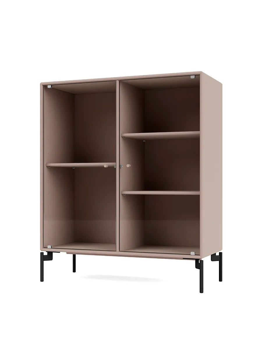 Ripple II Vitrineskab, inkl. ben fra Montana