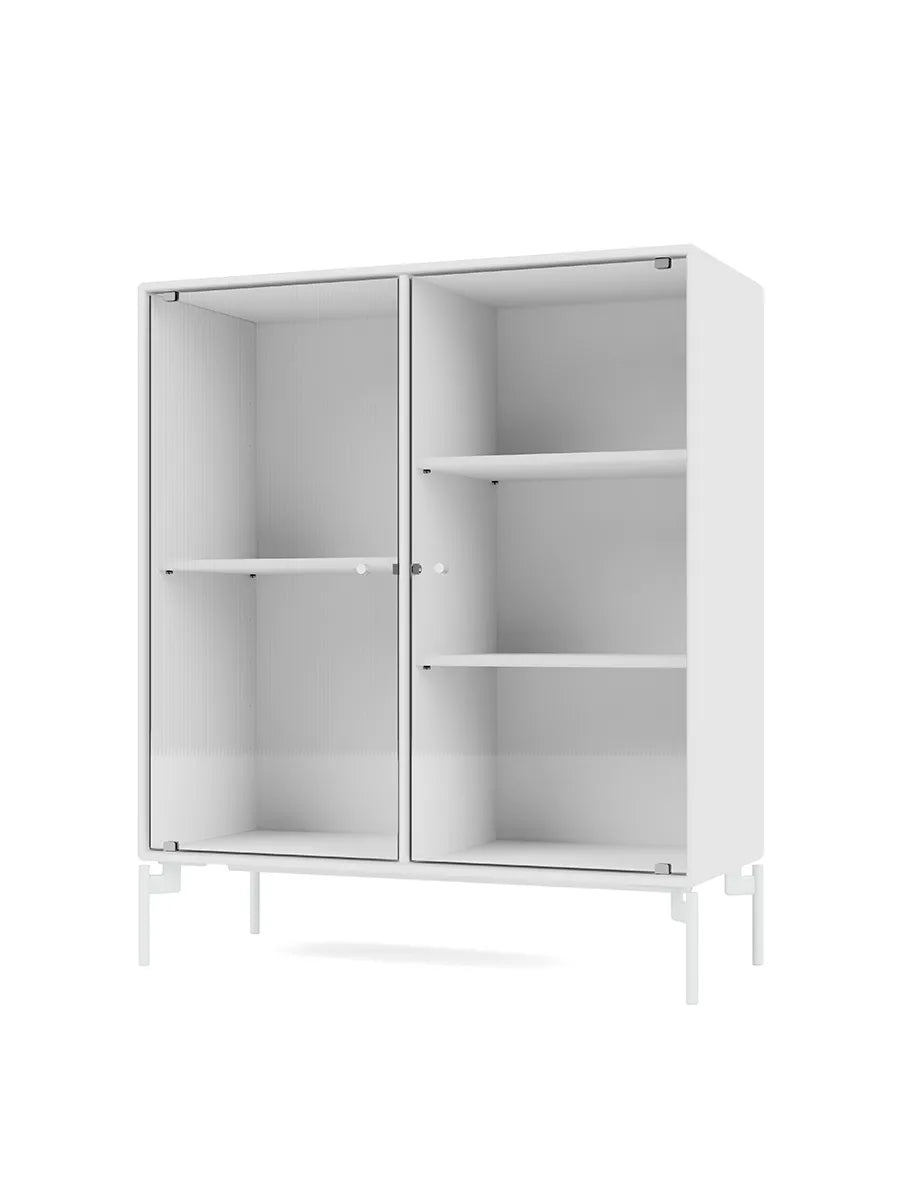 Ripple II Vitrineskab, inkl. ben fra Montana