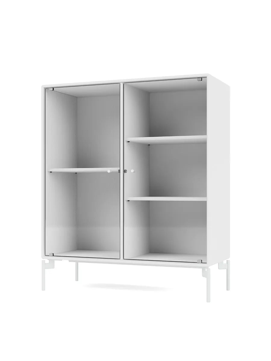 Ripple II Vitrineskab, inkl. ben fra Montana