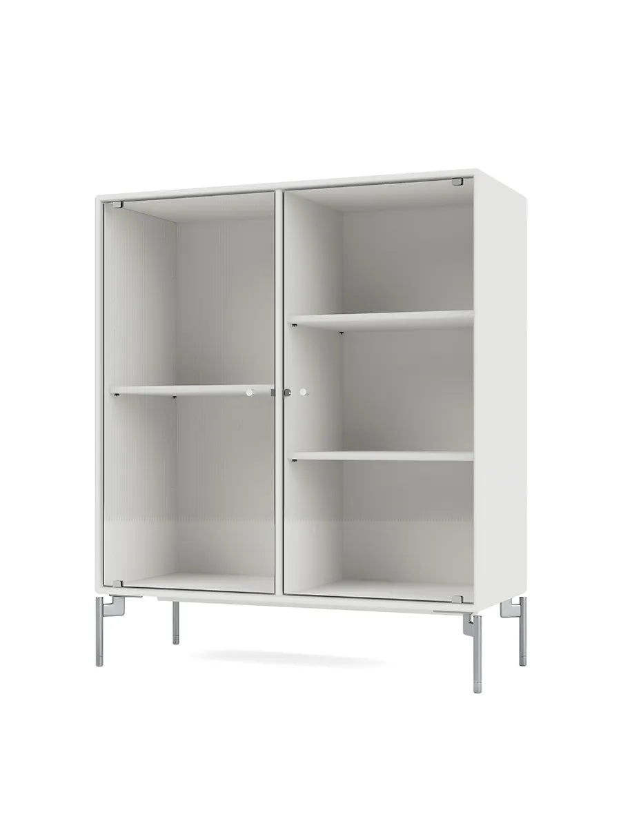 Ripple II Vitrineskab, inkl. ben fra Montana